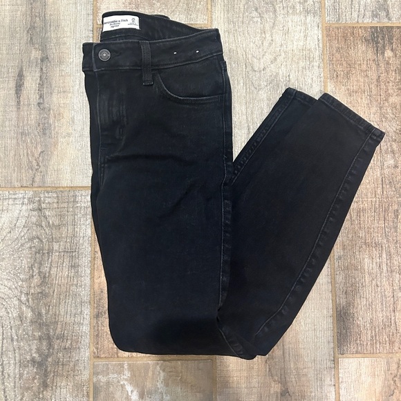 Abercrombie & Fitch Black The Skinny High Rise Denim Jeans Women’s Size 25/0 R - Picture 6 of 8